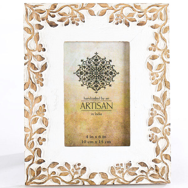 Carved Mangowood 'Leaves' 4x6 photoframe